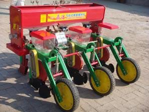 愛(ài)民鼎浩2BYF-3播種機(jī)（面議）