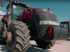 農機專業合作社的春季整地作業