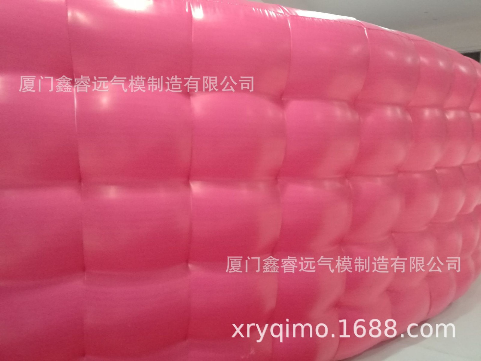 充氣圍墻充氣圍擋墻裝飾燈光圍墻氣模鑫睿遠氣模